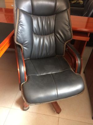 FAUTEUIL DE BUREAU P-003